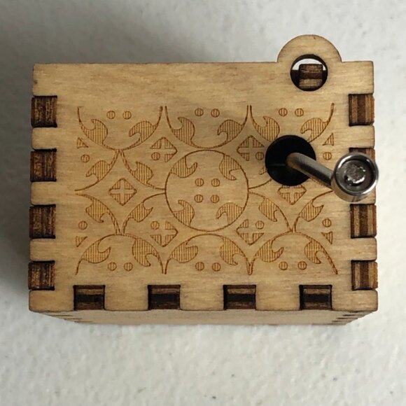 Dragonball Z Goku Wooden Hand Crank Music Box Musical Anime New - Picture 6 of 10